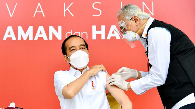 Indonesian president receives 1st dose of COVID vaccine