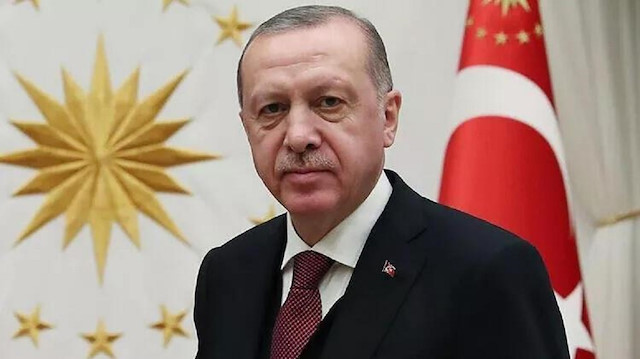 أردوغان يلتقي منتخب تركيا بطل أوروبا لمبتوري الأطراف لكرة القدم