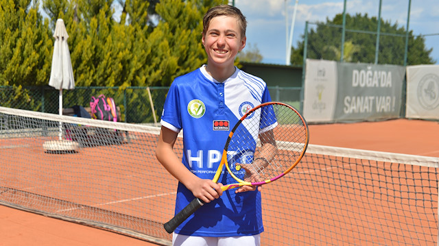 14 yaşındaki Ukraynalı tenisçi kariyerine Adana’da devam edecek