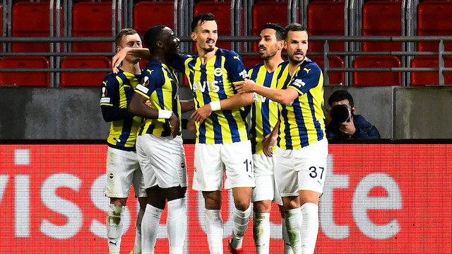 Avrupa Ligi'nde sezonun en iyi ikinci golü Fenerbahçeli futbolcudan