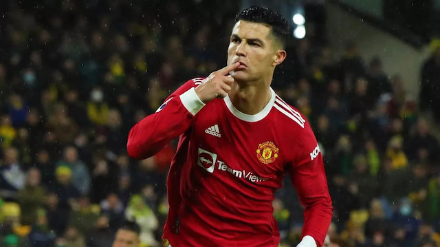 Ronaldo 242 milyon euroluk serveti reddetti