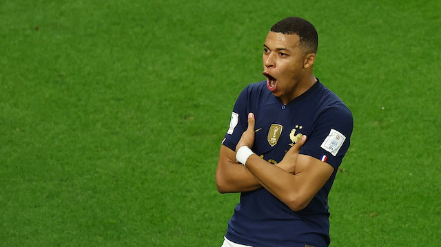 Fransa çeyrek finalde