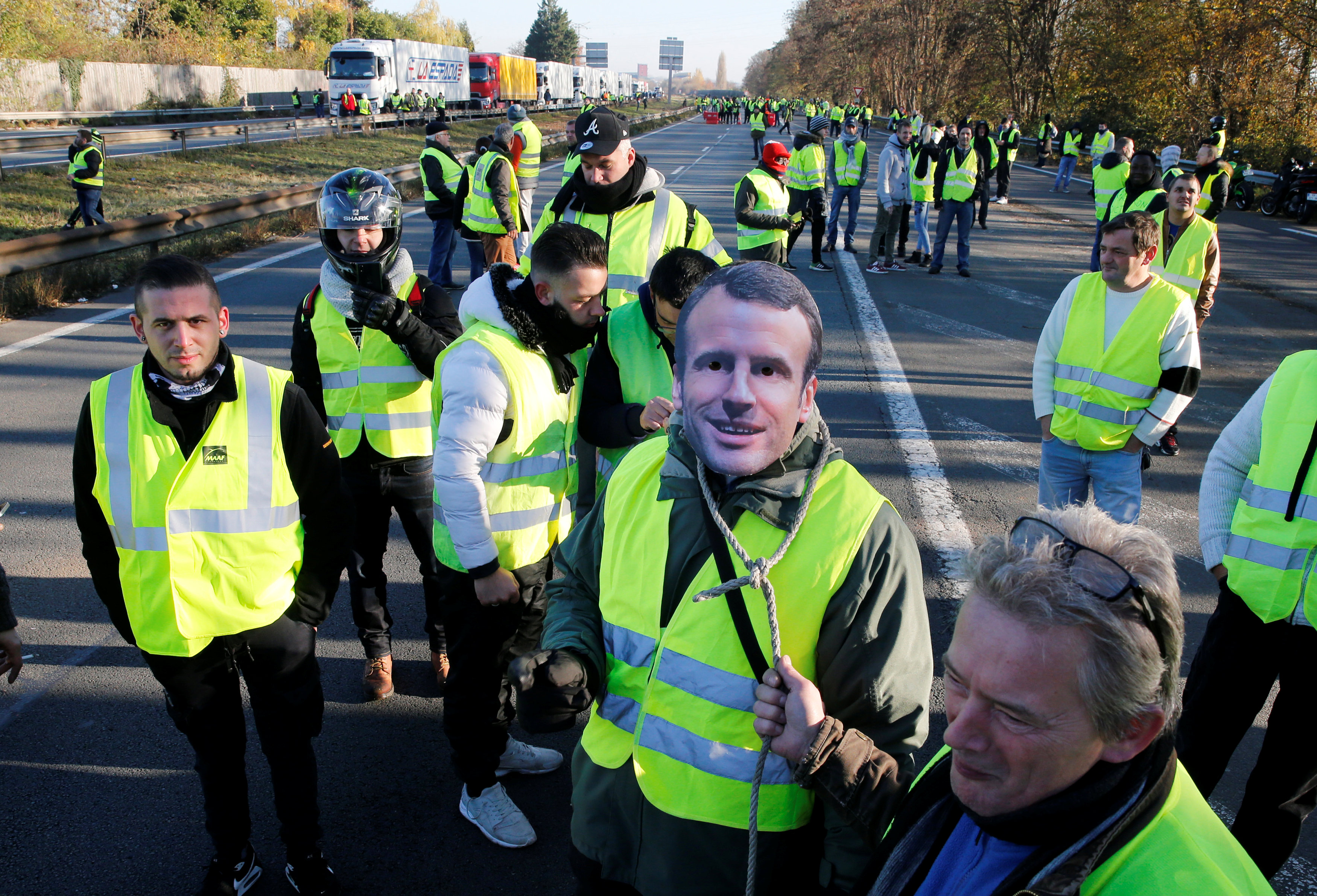 French drivers revolt against high fuel prices