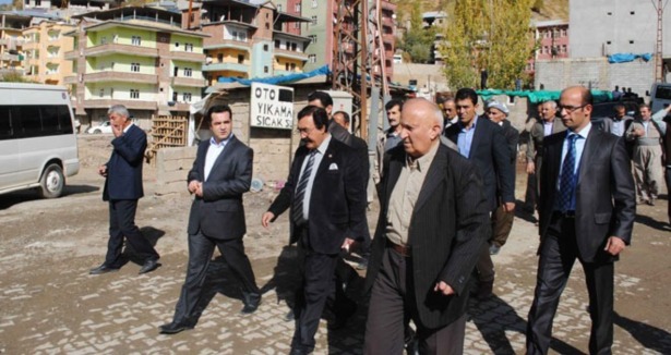 BDP kapıdan kovuldu!
