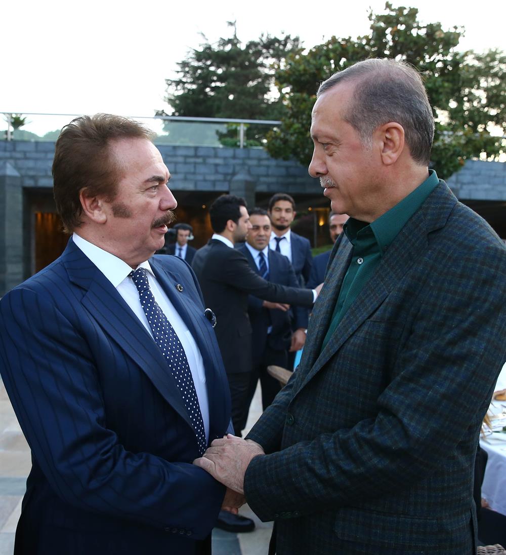 Yavuz Bingöl Cumhurbaşkanı Erdoğana şarkı yazdı Yavuz Bingöl Cumhurbaşkanı Erdoğana şarkı yazdı