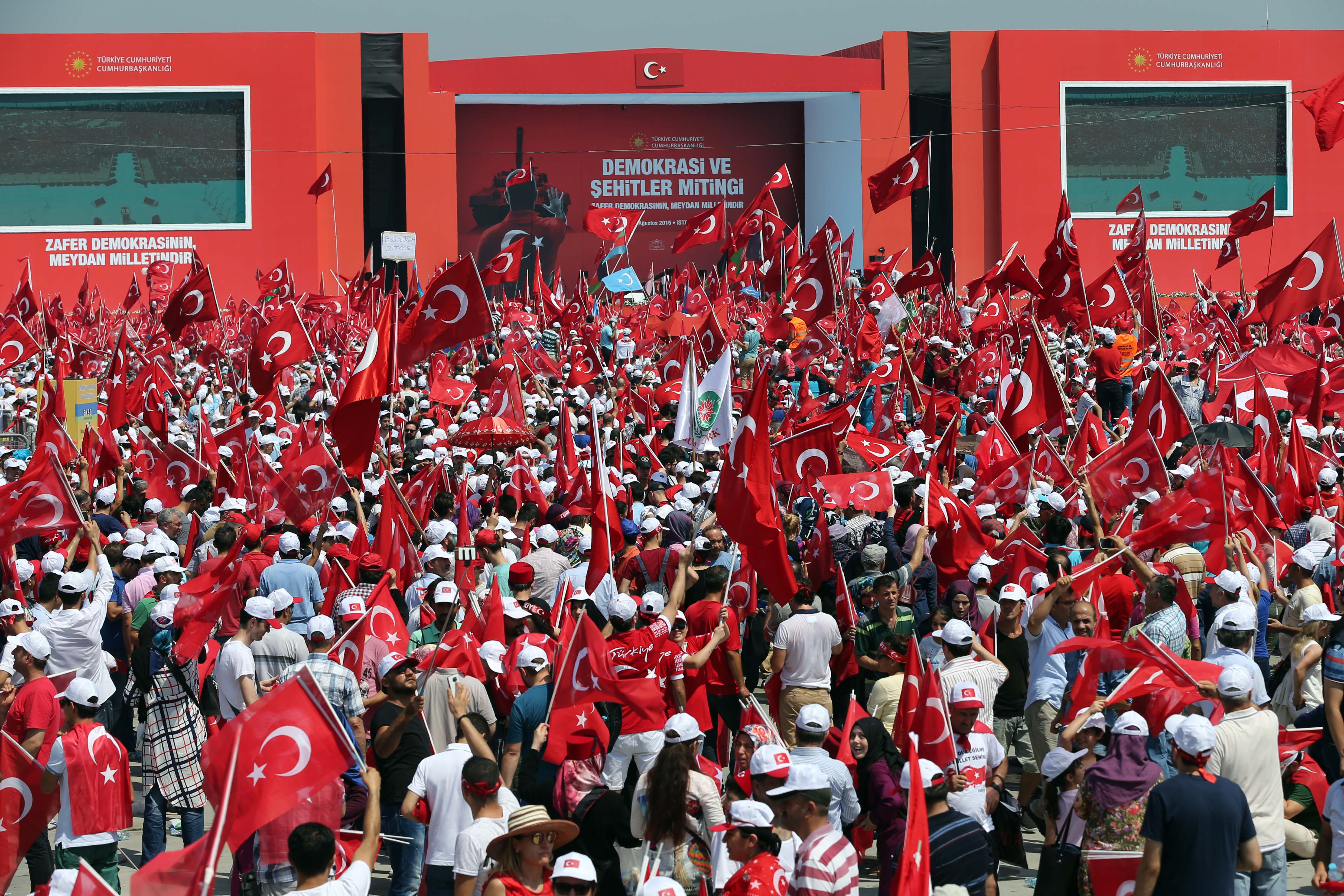 People gathering for historic rally in Istanbul
