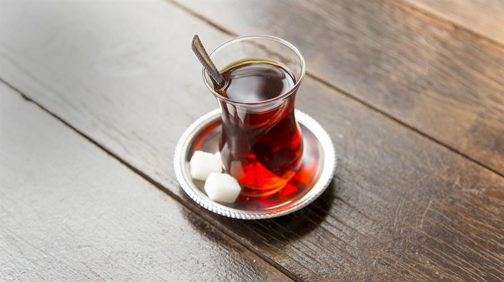 Şeker vücudumuzda karaciğer tarafından metabolize ediliyor ve bu da karaciğerin daha fazla çalışması anlamına geliyor.