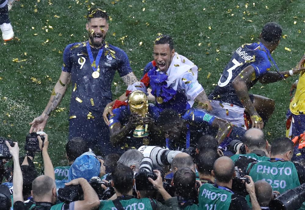 France lift second World Cup after winning classic final Ekonomi