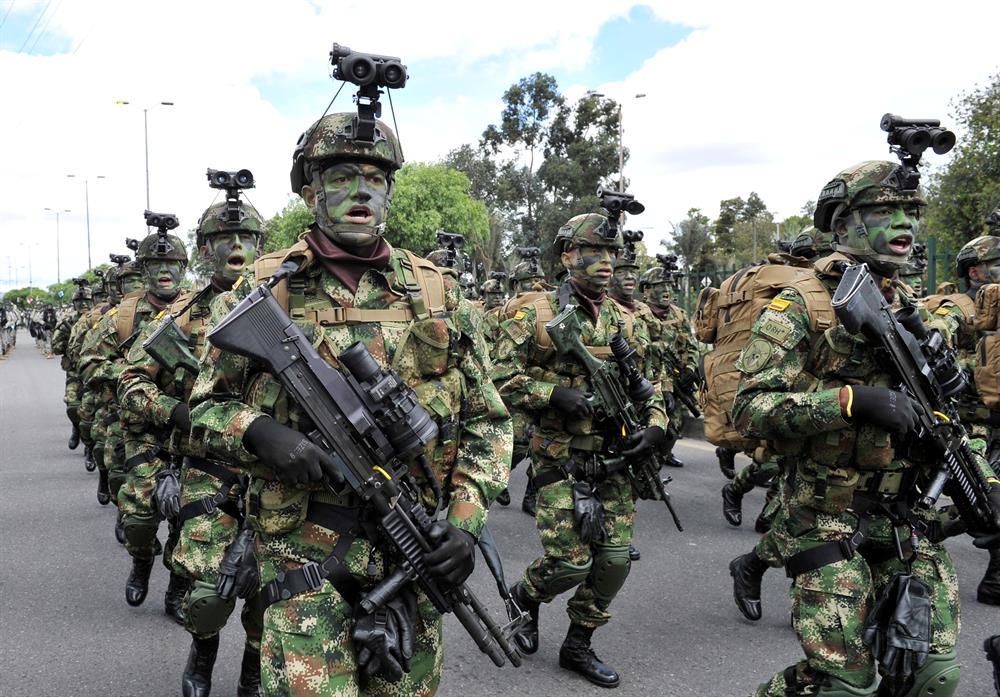 Colombia celebrates its 208th independence anniversary with a military ...