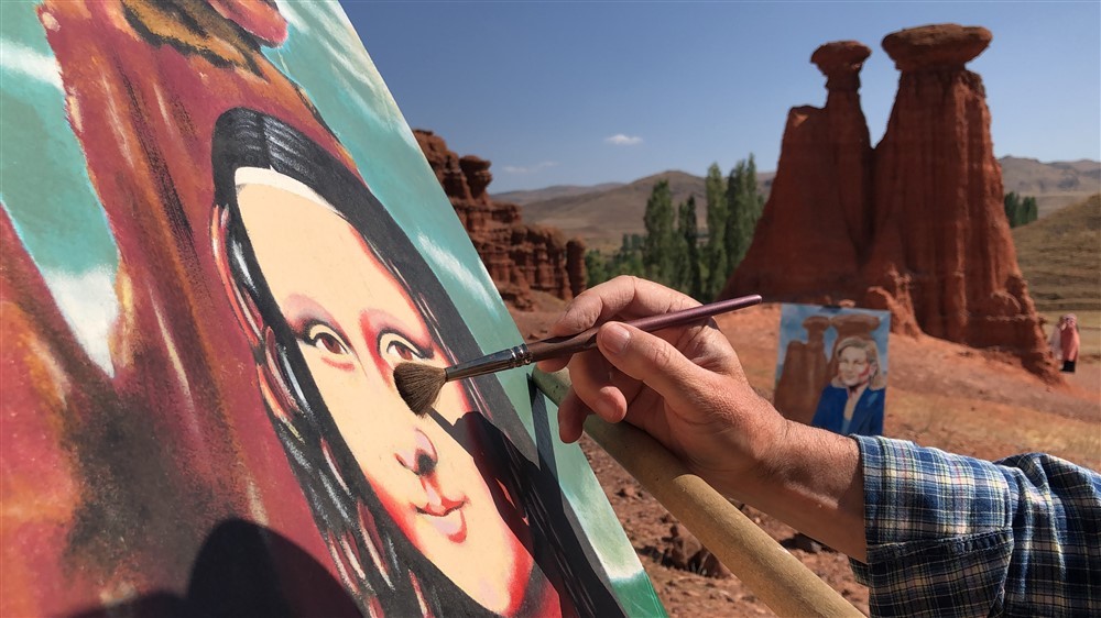 Artist paints celebrities in Turkey’s wonderland of ‘fairy chimneys’