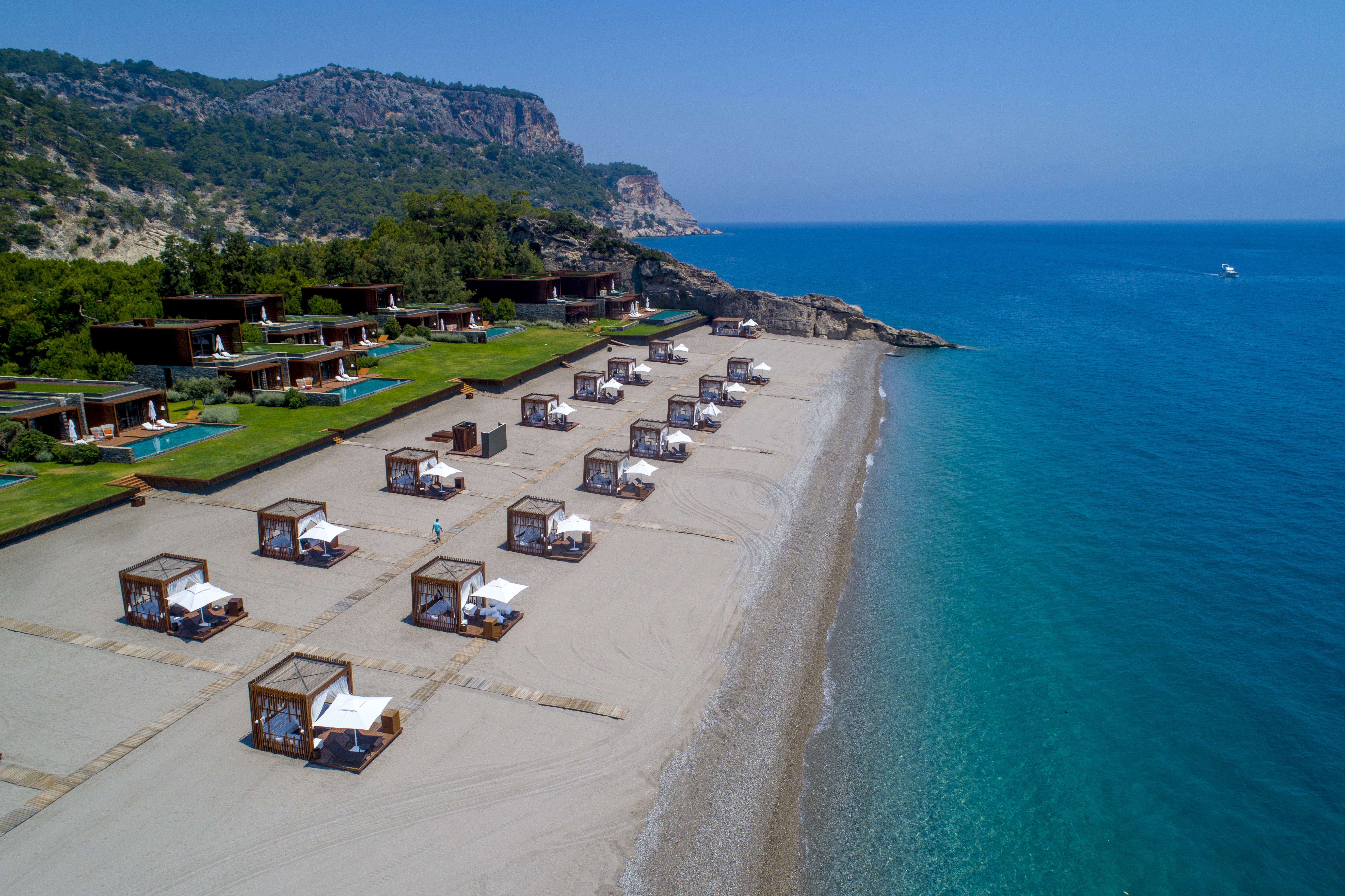 Hotels ready to welcome tourists in Turkey's Antalya