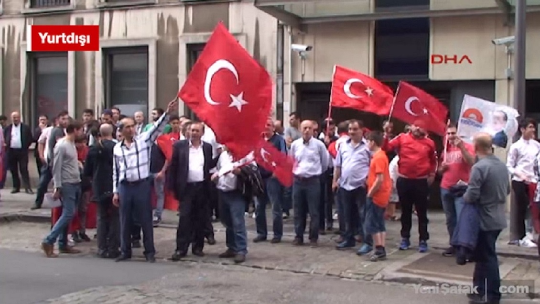 Yurt dışında demokrasi nöbetleri